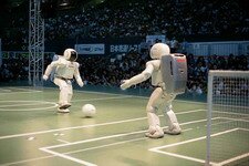 japoński robot humanoidalny asimo, android, robot, roboty, inteligentne roboty, honda