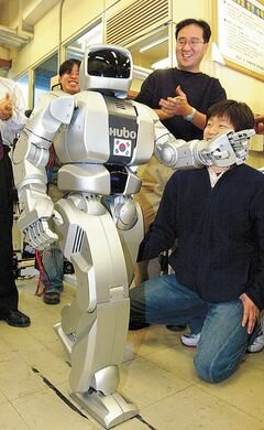 roboty humanoidalne, koreański robot humanoidalny Hubo