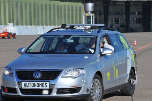 niemiecki samochód autonomiczny